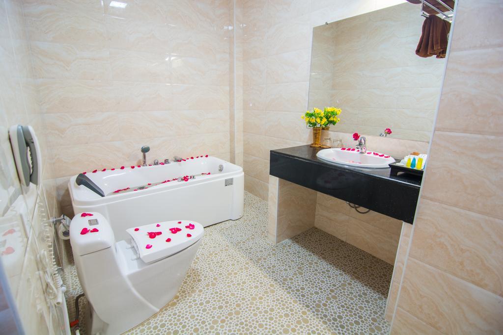 Royal Inlay Hotel Nyaung Shwe Exterior foto
