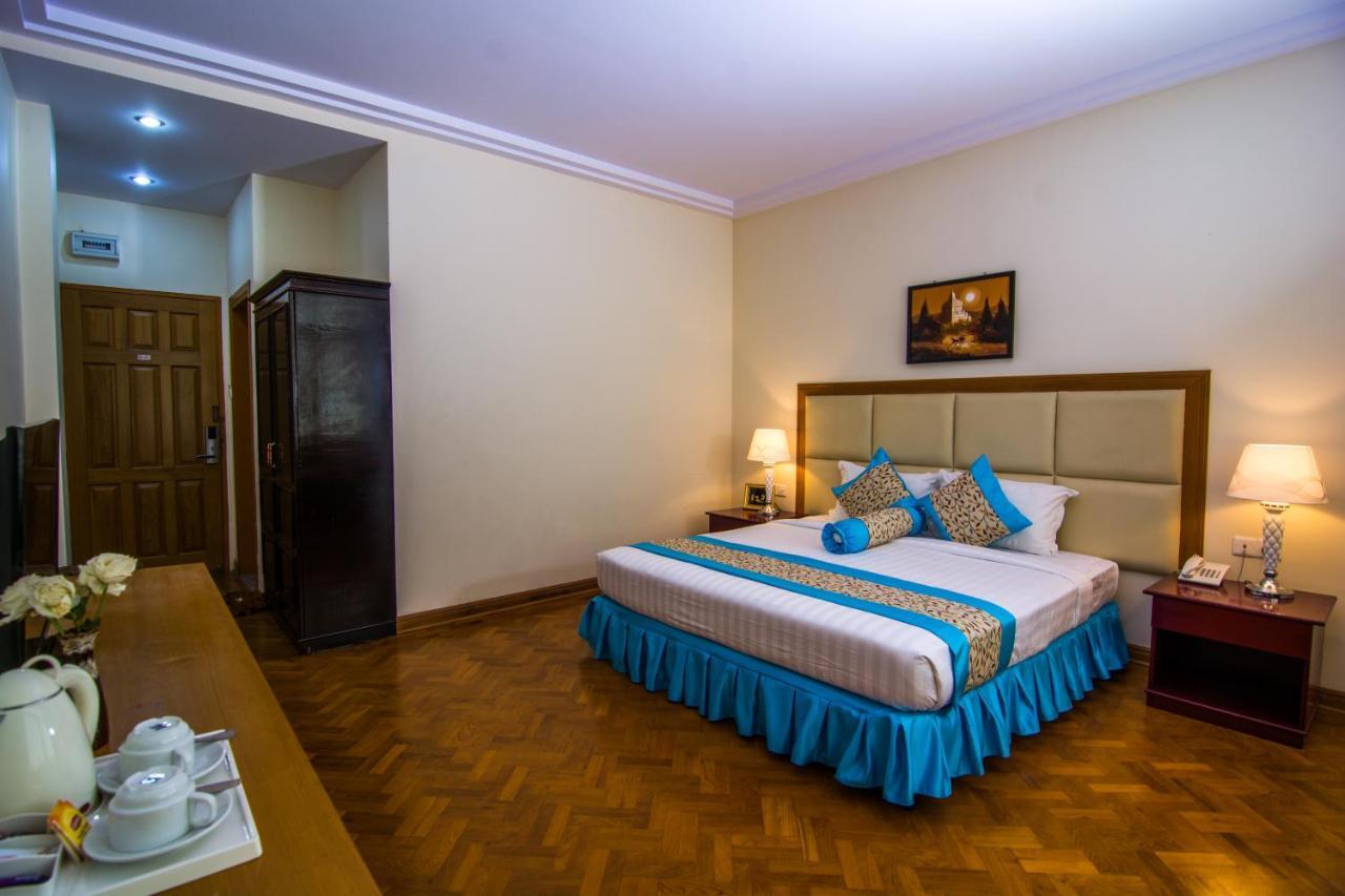 Royal Inlay Hotel Nyaung Shwe Exterior foto